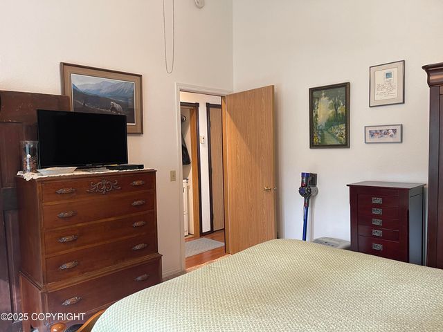 35181 Entrada Drive, Sterling, AK 99672