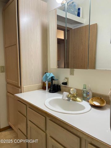 35181 Entrada Drive, Sterling, AK 99672