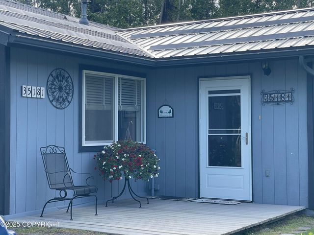 35181 Entrada Drive, Sterling, AK 99672