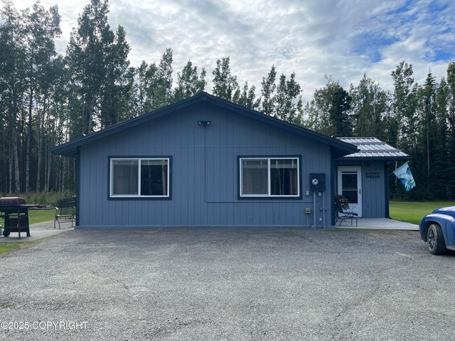 35181 Entrada Drive, Sterling, AK 99672