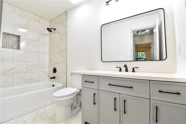 7346 Exeter Court, Riverdale, GA 30296