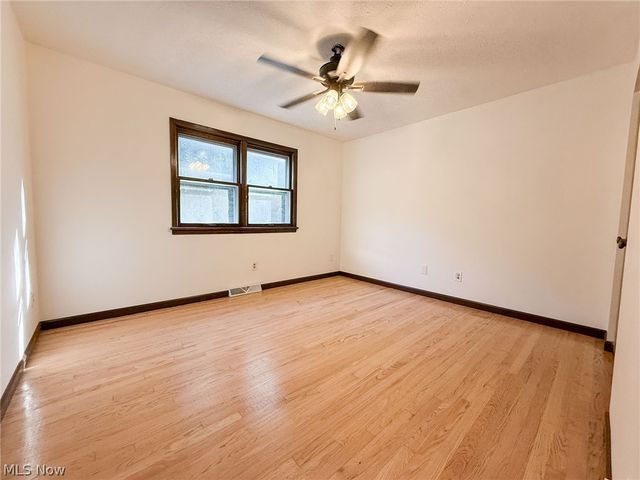 266 Corriedale Drive, Cortland, OH 44410
