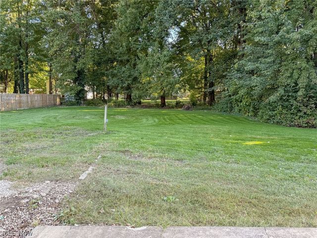 266 Corriedale Drive, Cortland, OH 44410