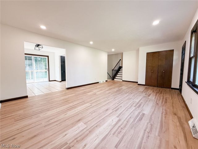 266 Corriedale Drive, Cortland, OH 44410