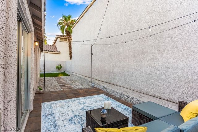 2433 Cliffwood Drive, Henderson, NV 89074