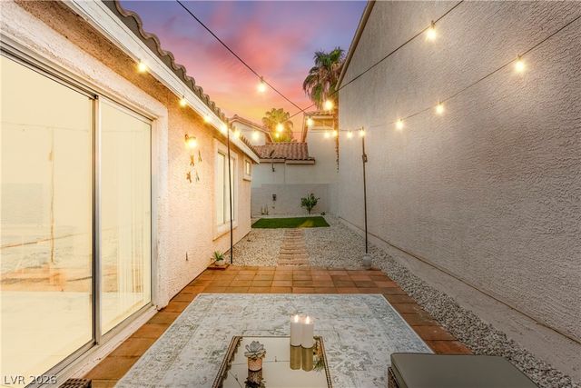 2433 Cliffwood Drive, Henderson, NV 89074