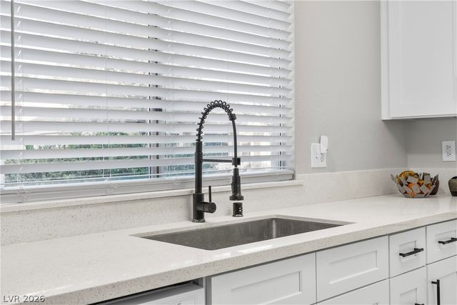 2433 Cliffwood Drive, Henderson, NV 89074