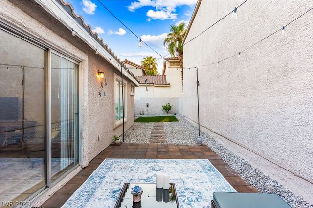 2433 Cliffwood Drive, Henderson, NV 89074