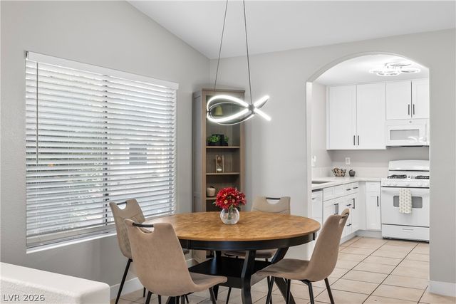 2433 Cliffwood Drive, Henderson, NV 89074