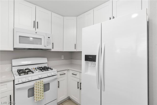 2433 Cliffwood Drive, Henderson, NV 89074