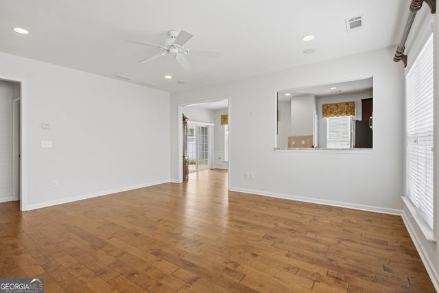 6201 Longleaf Drive, Hoschton, GA 30548