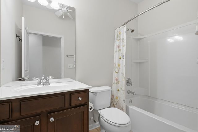 6201 Longleaf Drive, Hoschton, GA 30548
