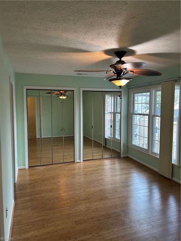 404 N First St Apt B, Hampton, VA 23664