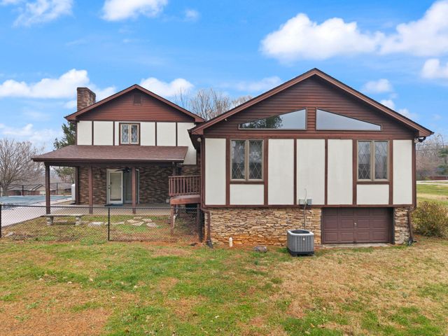 159 Enchanted Drive, Somerset, KY 42503