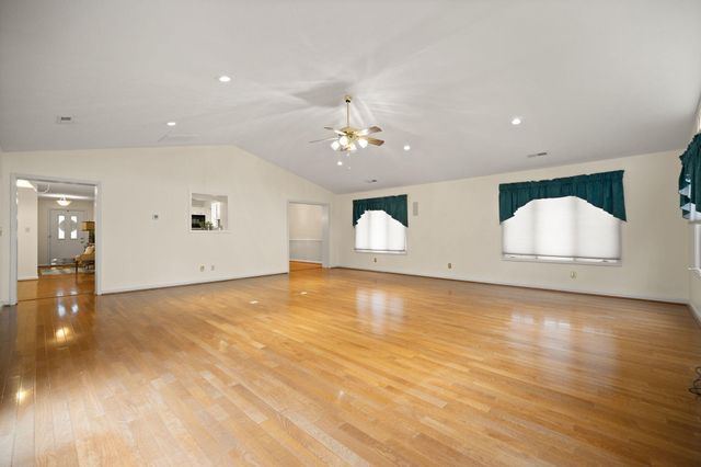 159 Enchanted Drive, Somerset, KY 42503