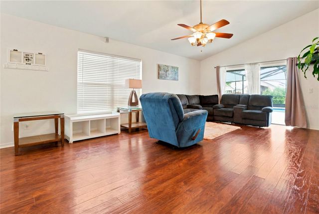 4702 FORT BRAVO COURT, Orlando, FL 32822
