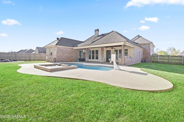 136 Timberland Ridge Boulevard, Lafayette, LA 70507