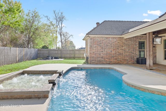 136 Timberland Ridge Boulevard, Lafayette, LA 70507