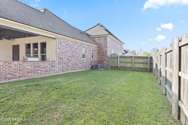 136 Timberland Ridge Boulevard, Lafayette, LA 70507