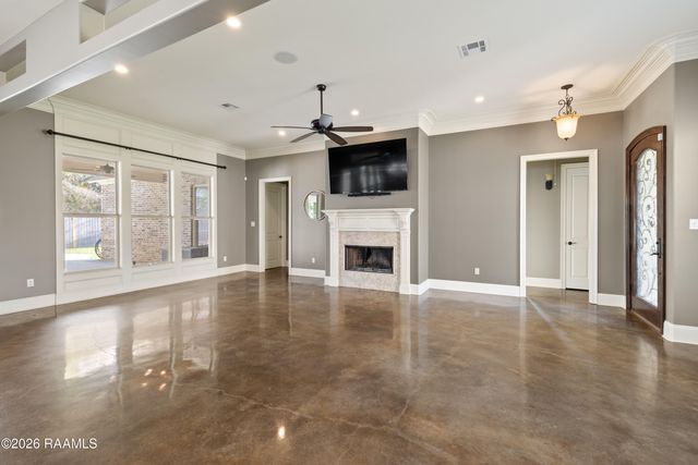 136 Timberland Ridge Boulevard, Lafayette, LA 70507