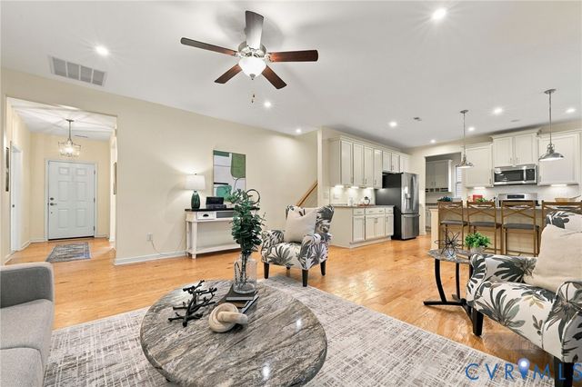 14392 Orchard Vista Ln, Glen Allen, VA 23059