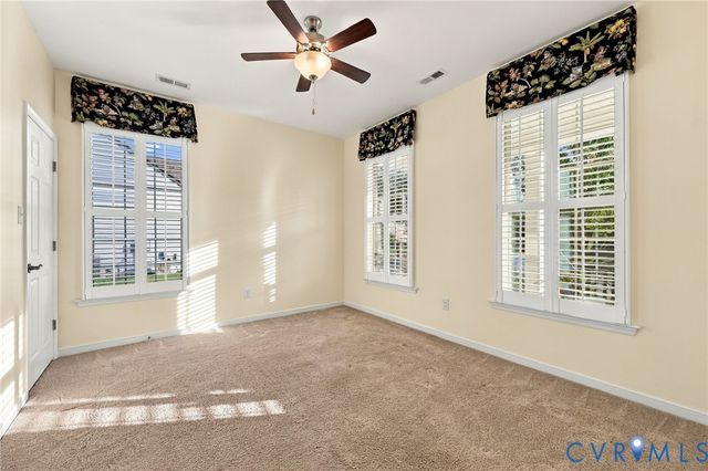 14392 Orchard Vista Ln, Glen Allen, VA 23059