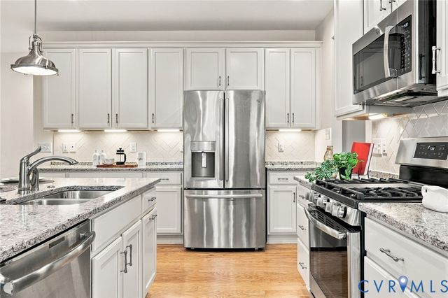 14392 Orchard Vista Ln, Glen Allen, VA 23059