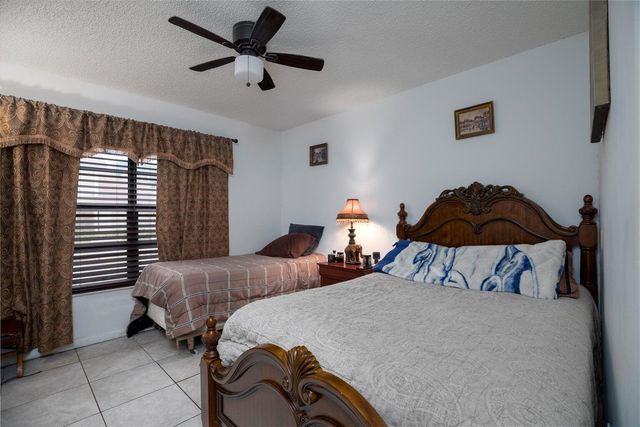 1220 Parkside Green Drive C, Greenacres, FL 33415