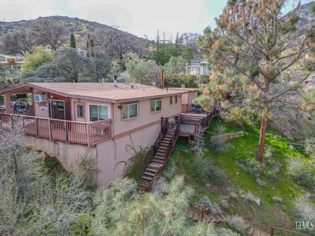 204 Tillie Creek Road, Wofford Heights, CA 93285