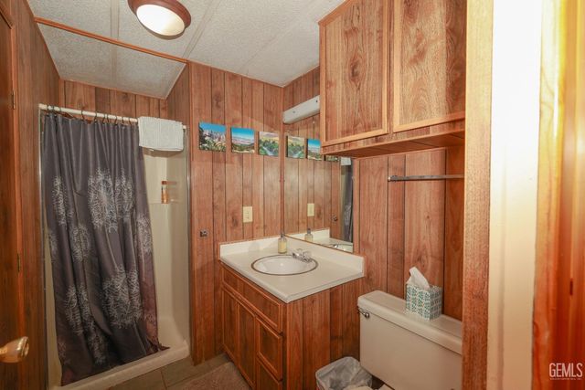 204 Tillie Creek Road, Wofford Heights, CA 93285