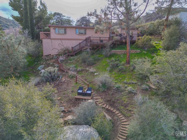 204 Tillie Creek Road, Wofford Heights, CA 93285