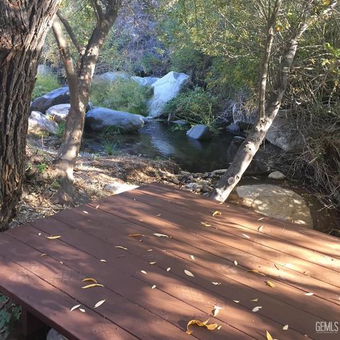 204 Tillie Creek Road, Wofford Heights, CA 93285