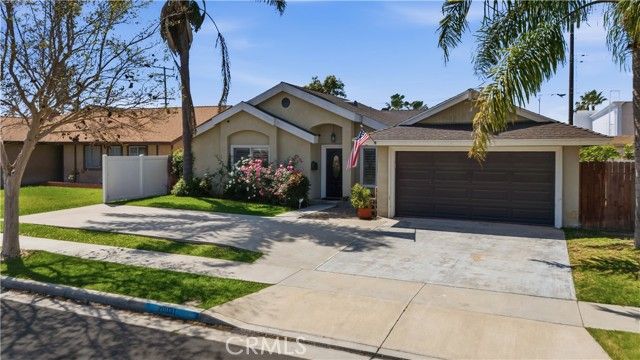 20031 Shorewood, Huntington Beach, CA 92646