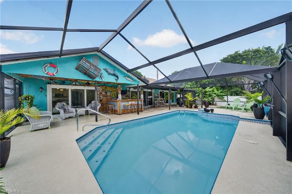 304 SE 29th TER, CAPE CORAL, FL 33904 — photo 2
