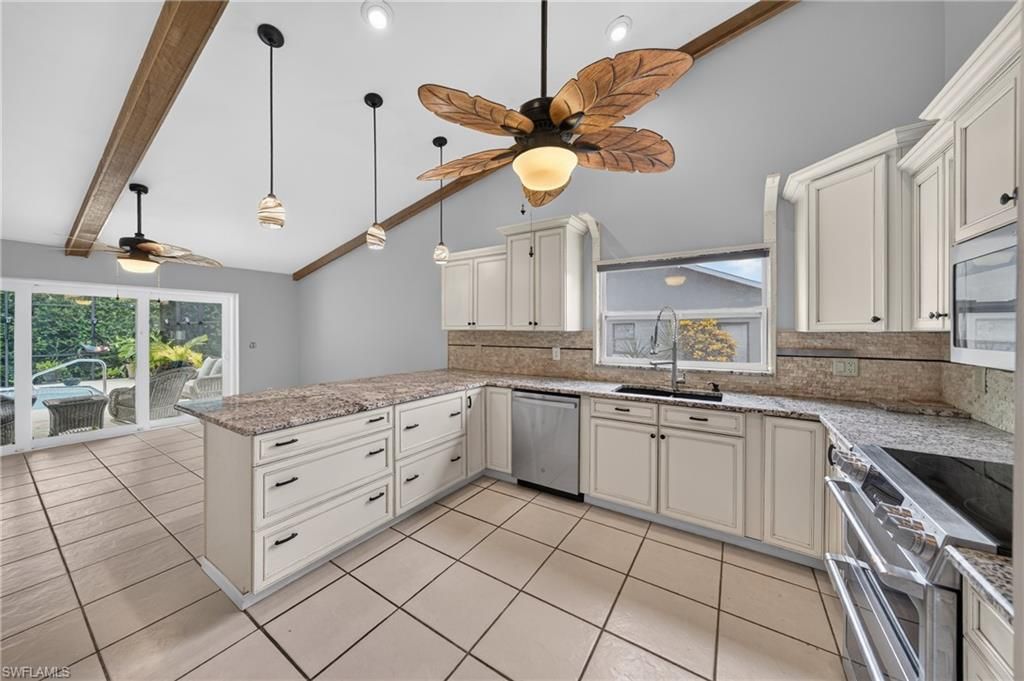 304 SE 29th TER, CAPE CORAL, FL 33904 — photo 4