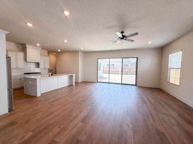 2246 N Marion Avenue, Clovis, CA 93619