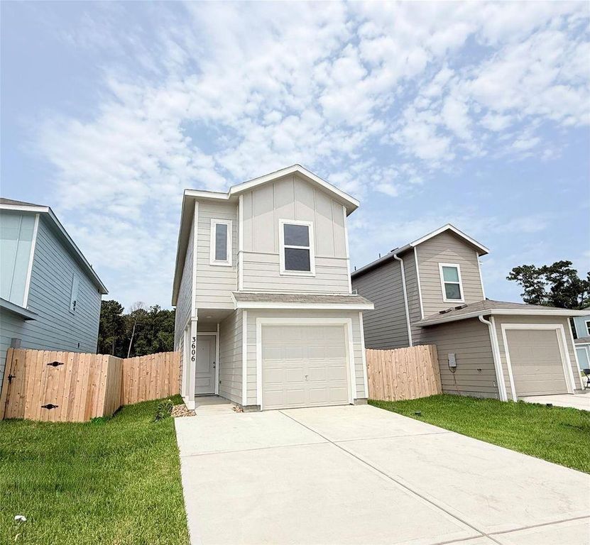 3606 Duplet Avenue, Conroe, TX 77306