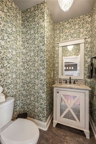 6215 S 26th Street, Rogers, AR 72758