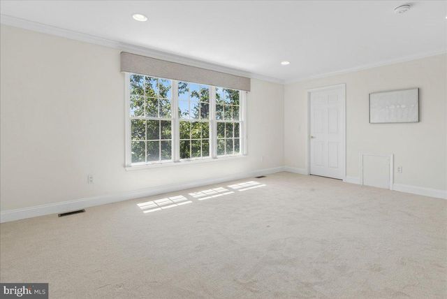 116 GRAYSON DR, Belle Mead, NJ 08502