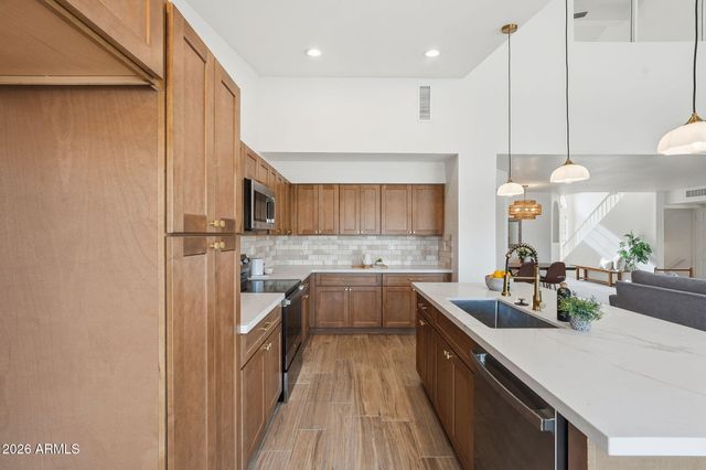 845 N OAK Court, Chandler, AZ 85226