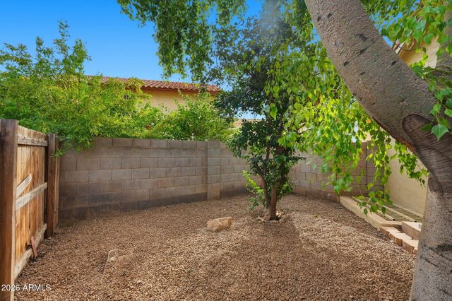 845 N OAK Court, Chandler, AZ 85226