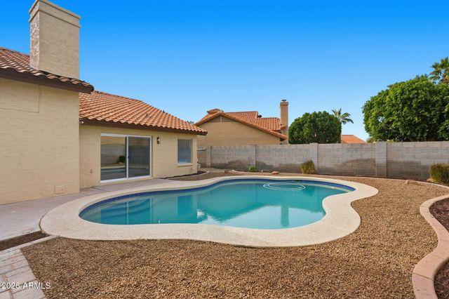 845 N OAK Court, Chandler, AZ 85226