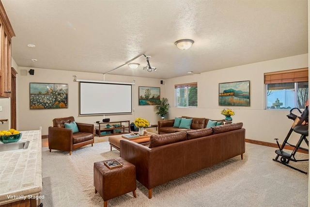 1610 W Panorama Ave, Spokane, WA 99208