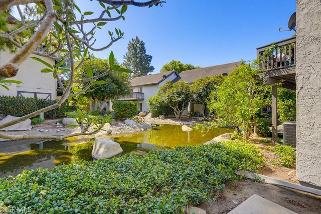 62 Orange Blossom, Irvine, CA 92618