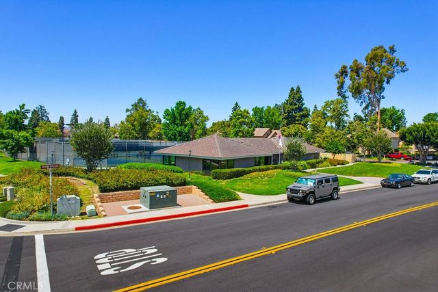 62 Orange Blossom, Irvine, CA 92618