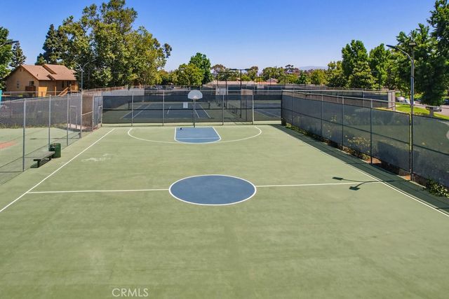 62 Orange Blossom, Irvine, CA 92618