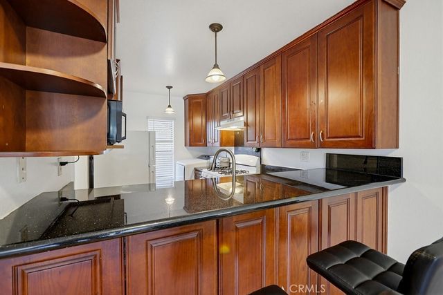 62 Orange Blossom, Irvine, CA 92618