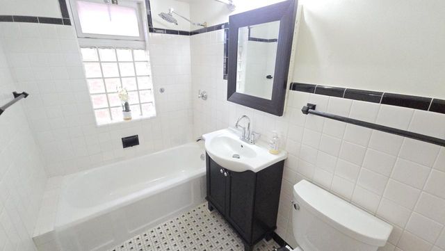 3454 N 58th STREET, Milwaukee, WI 53216