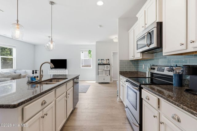 112 Mardella Way, Holly Ridge, NC 28445