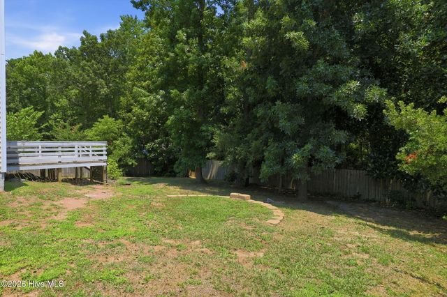112 Mardella Way, Holly Ridge, NC 28445